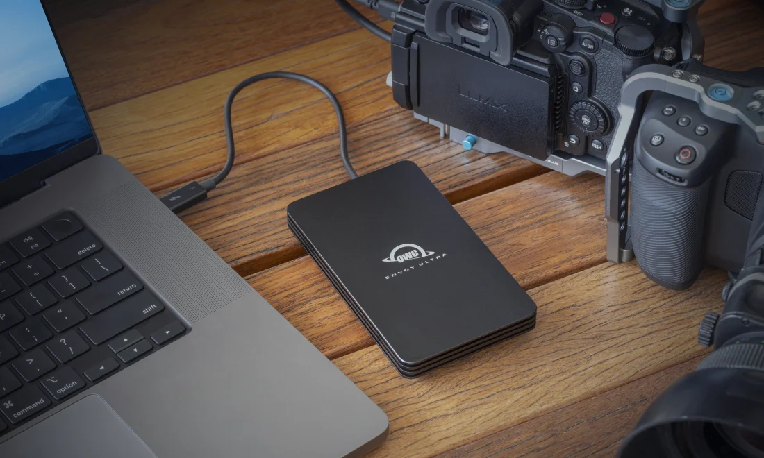 OWC Envoy Ultra Thunderbolt 5 SSD portátil de alta velocidad